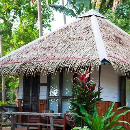 Ban_Na Hotel Koh Chang Exterior photo